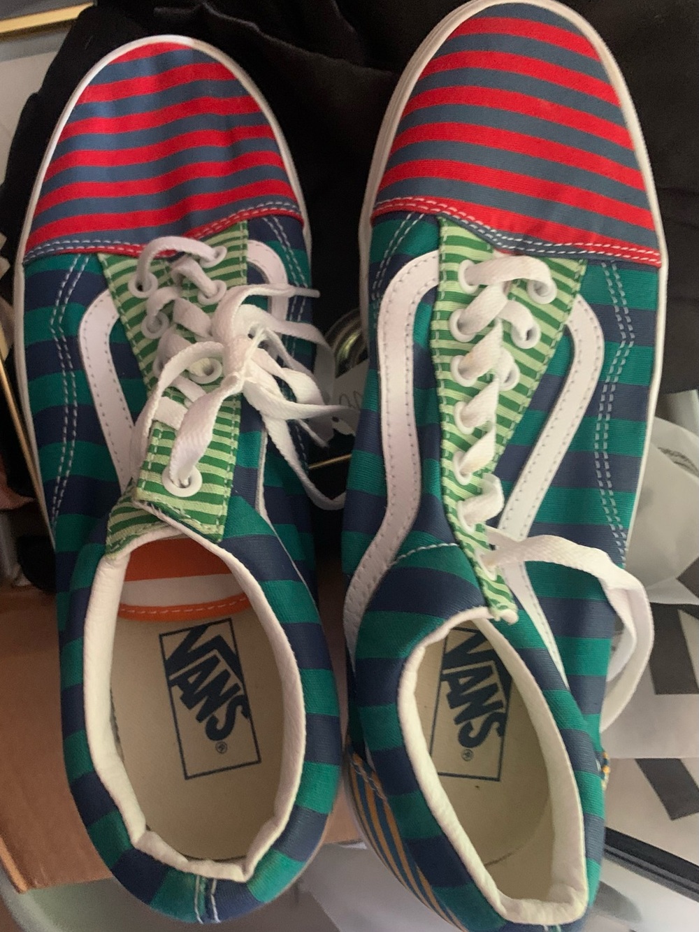 Vans Kids Multi-Stripe Low-Top Sneakers in Navy, Green & Red